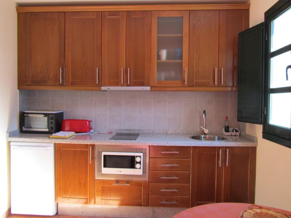 Apartamentos Rurales Casa Baltasar Monasterio De Hermo Extérieur photo